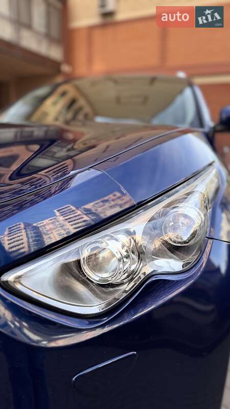 Внедорожник / Кроссовер Infiniti QX70 2016 в Одессе фото 56 Внедорожник / Кроссовер Infiniti QX70 2016 в Одессе