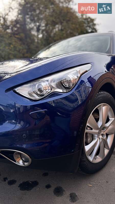 Внедорожник / Кроссовер Infiniti QX70 2016 в Одессе фото 71 Внедорожник / Кроссовер Infiniti QX70 2016 в Одессе