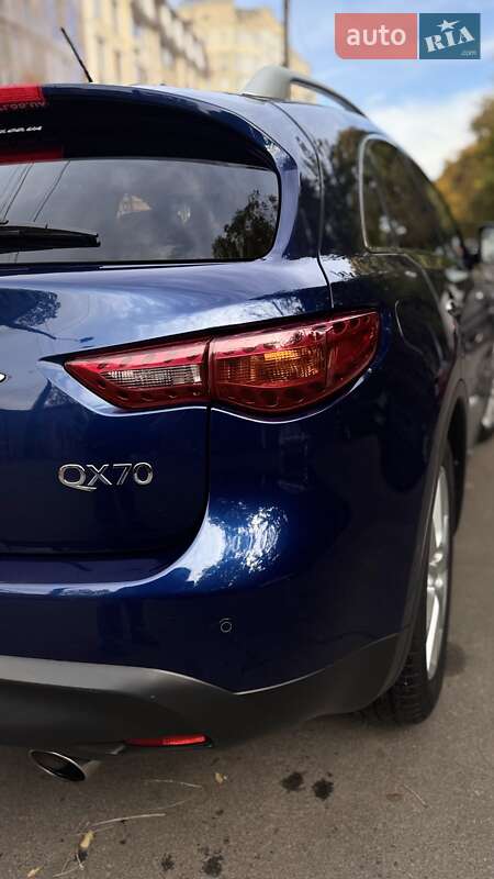 Внедорожник / Кроссовер Infiniti QX70 2016 в Одессе фото 75 Внедорожник / Кроссовер Infiniti QX70 2016 в Одессе