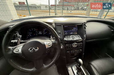Внедорожник / Кроссовер Infiniti QX70 2015 в Киеве