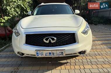 Внедорожник / Кроссовер Infiniti QX70 2015 в Киеве
