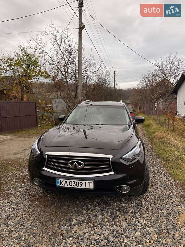 Позашляховик / Кросовер Infiniti QX70 2016 в Івано-Франківську