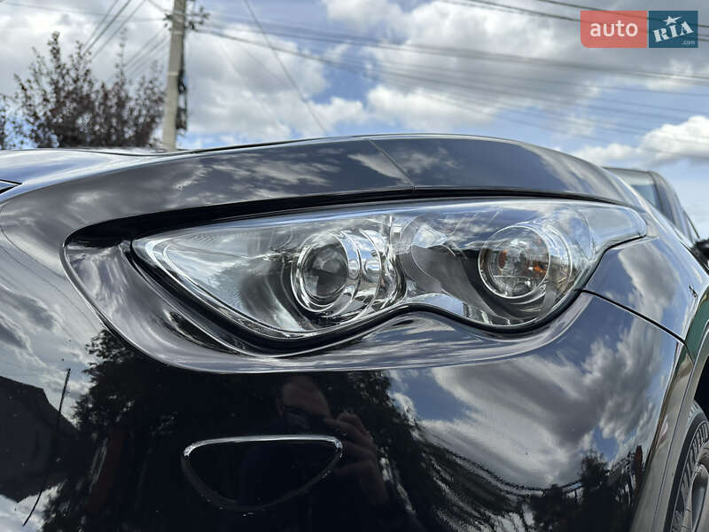 Внедорожник / Кроссовер Infiniti QX70 2013 в Полтаве