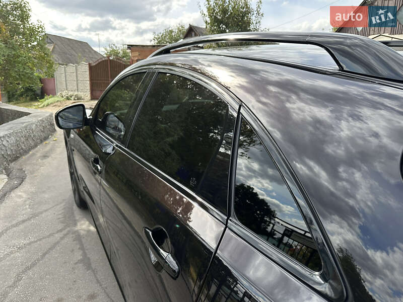 Внедорожник / Кроссовер Infiniti QX70 2013 в Полтаве