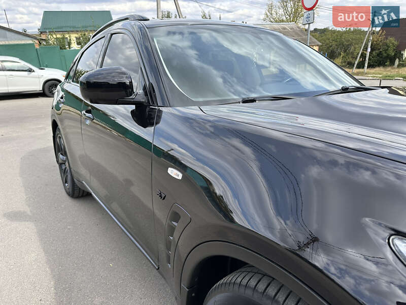 Внедорожник / Кроссовер Infiniti QX70 2013 в Полтаве