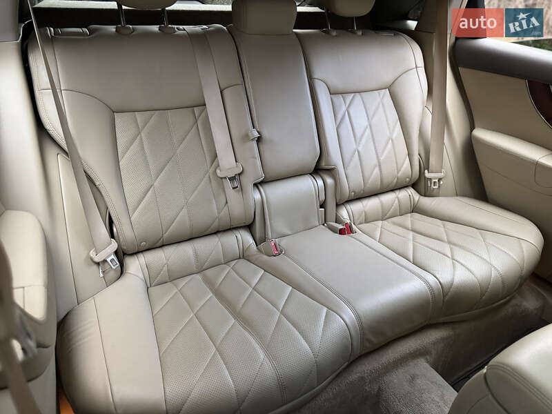 Внедорожник / Кроссовер Infiniti QX70 2013 в Киеве фото 20 Внедорожник / Кроссовер Infiniti QX70 2013 в Киеве