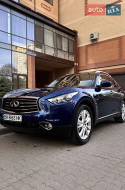 Внедорожник / Кроссовер Infiniti QX70 2016 в Одессе