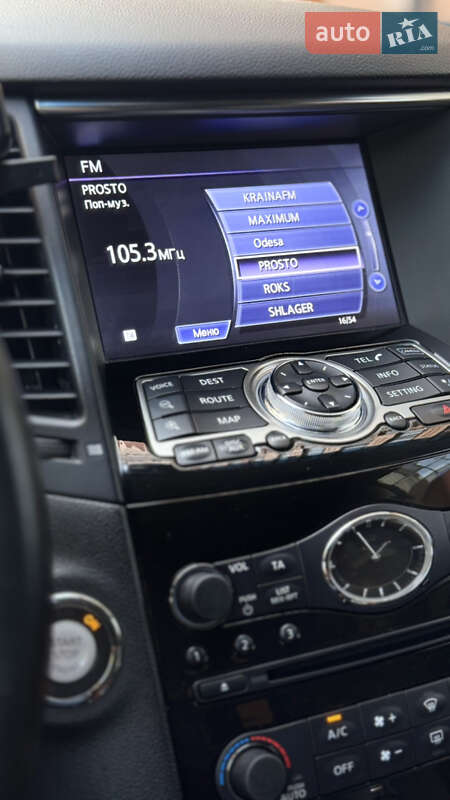 Внедорожник / Кроссовер Infiniti QX70 2016 в Одессе