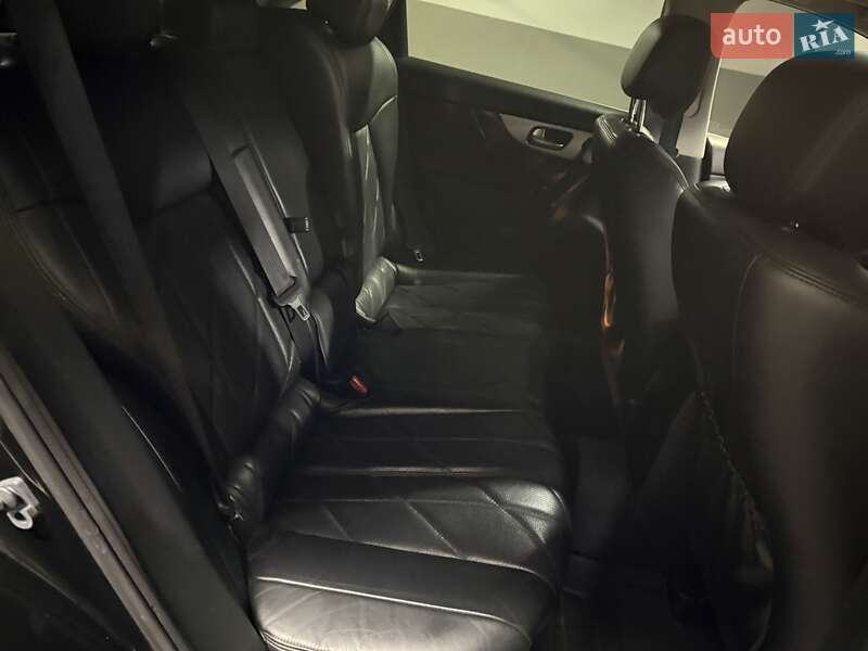 Внедорожник / Кроссовер Infiniti QX70 2013 в Киеве