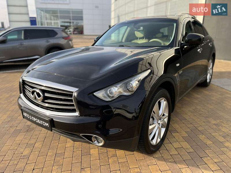 Внедорожник / Кроссовер Infiniti QX70 2016 в Киеве