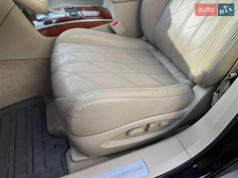 Внедорожник / Кроссовер Infiniti QX70 2016 в Киеве