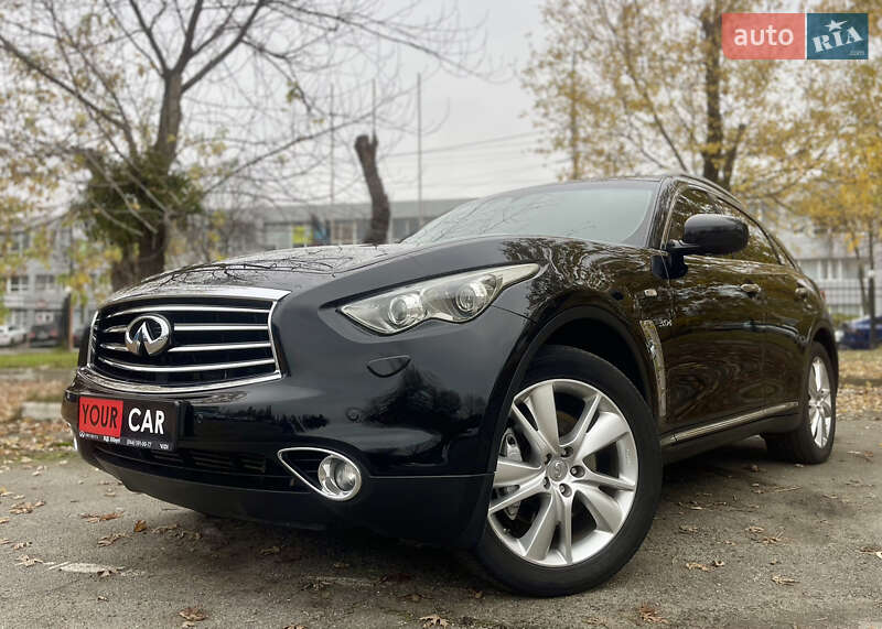 Внедорожник / Кроссовер Infiniti QX70 2015 в Киеве