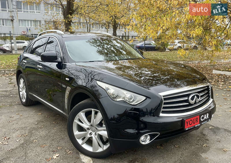 Внедорожник / Кроссовер Infiniti QX70 2015 в Киеве