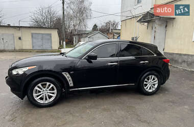 Внедорожник / Кроссовер Infiniti QX70 2013 в Волочиске
