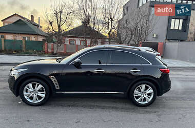 Внедорожник / Кроссовер Infiniti QX70 2013 в Черкассах