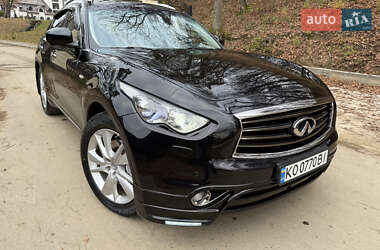 Внедорожник / Кроссовер Infiniti QX70 2016 в Тячеве
