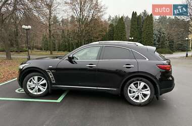 Внедорожник / Кроссовер Infiniti QX70 2015 в Киеве