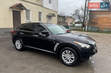 Внедорожник / Кроссовер Infiniti QX70 2013 в Волочиске