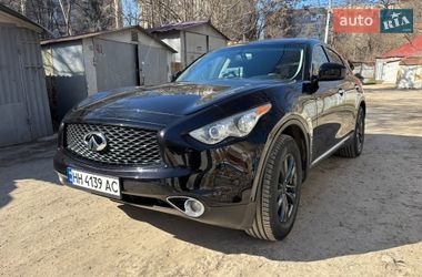 Внедорожник / Кроссовер Infiniti QX70 2016 в Одессе