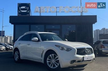 Позашляховик / Кросовер Infiniti QX70 2015 в Києві