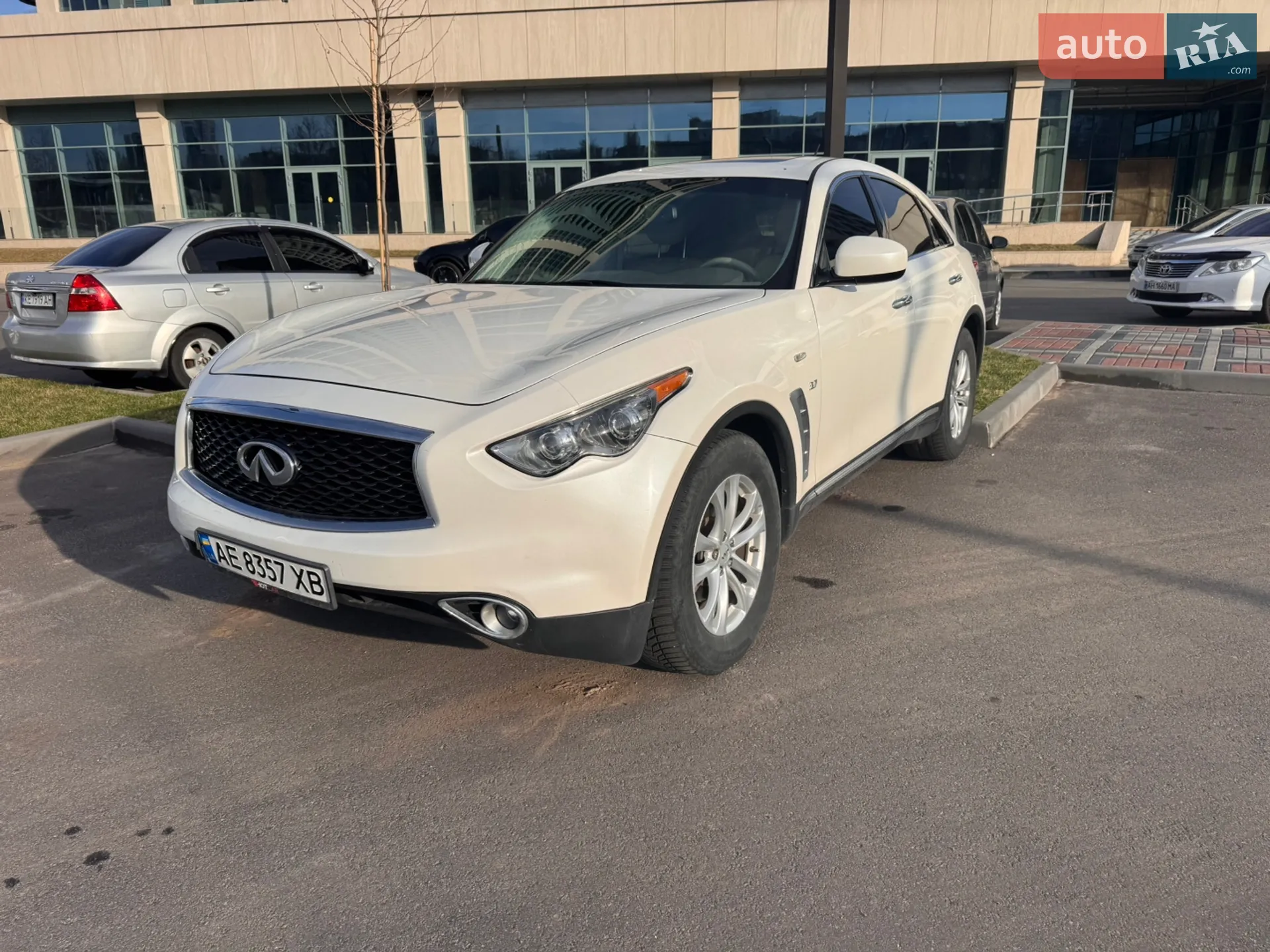 Infiniti QX70 2016