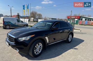 Позашляховик / Кросовер Infiniti QX70 2013 в Волочиську