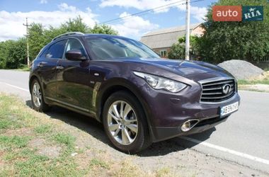 Внедорожник / Кроссовер Infiniti QX70 2013 в Виннице