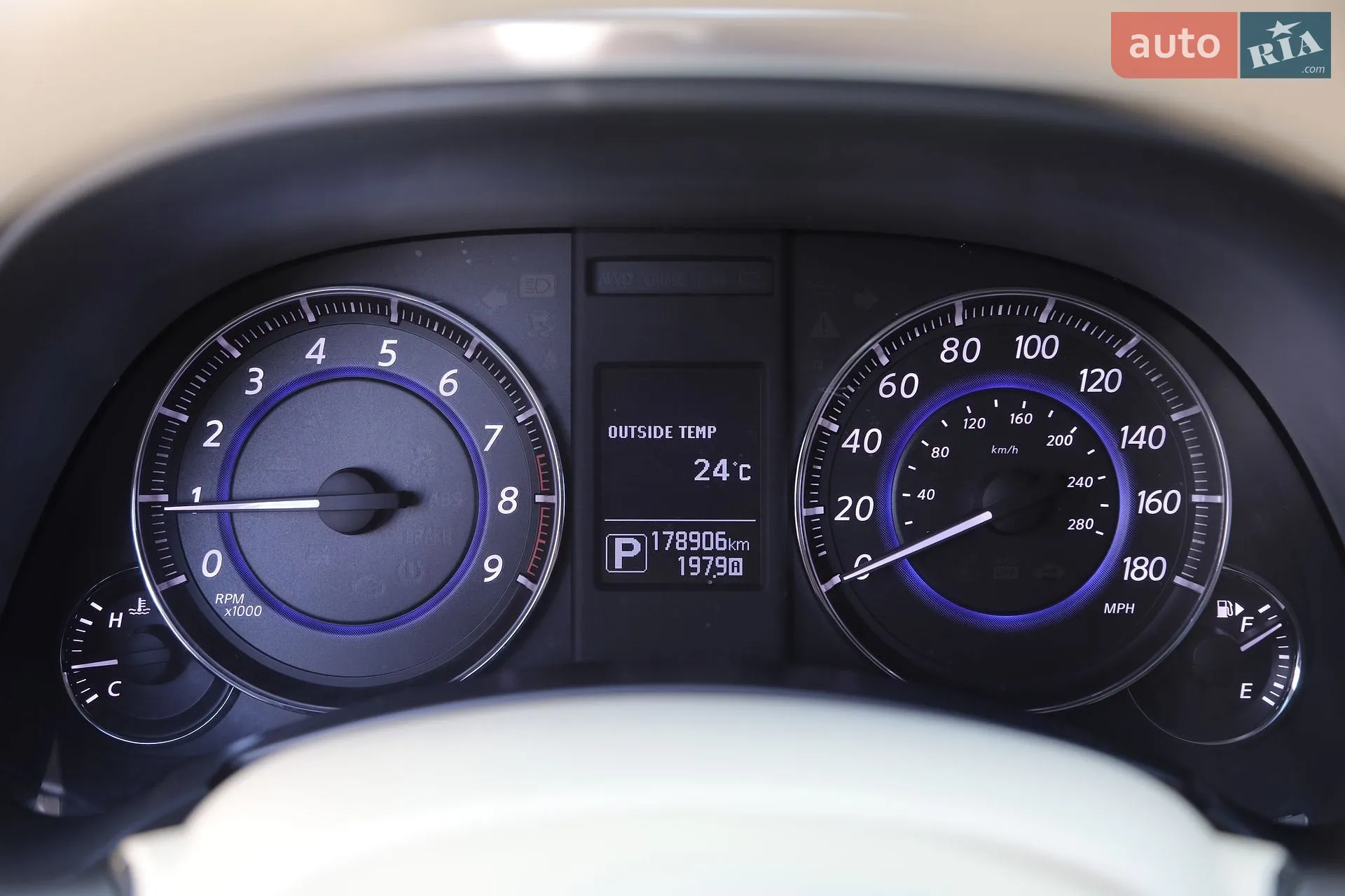 2015 Infiniti QX70 - мініатюра 20