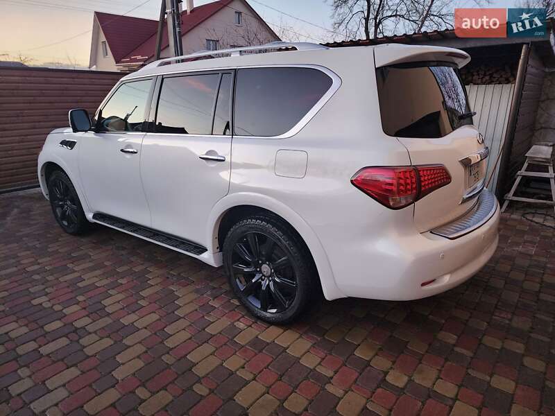 Внедорожник / Кроссовер Infiniti QX80 2014 в Киеве