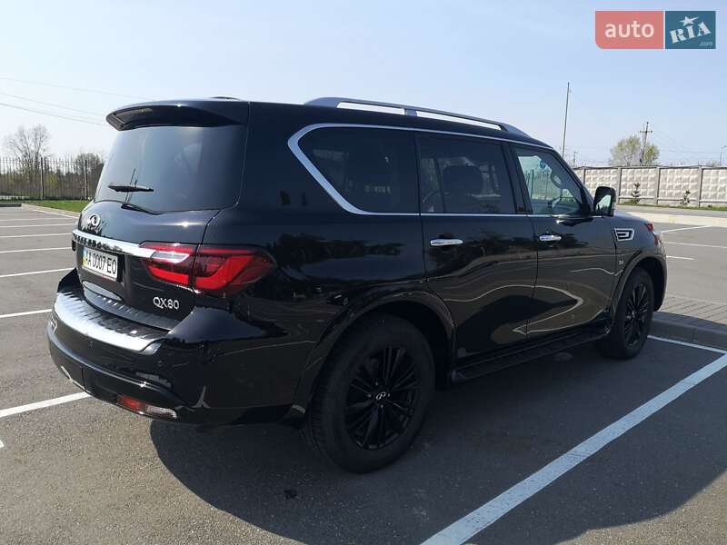 Внедорожник / Кроссовер Infiniti QX80 2017 в Киеве