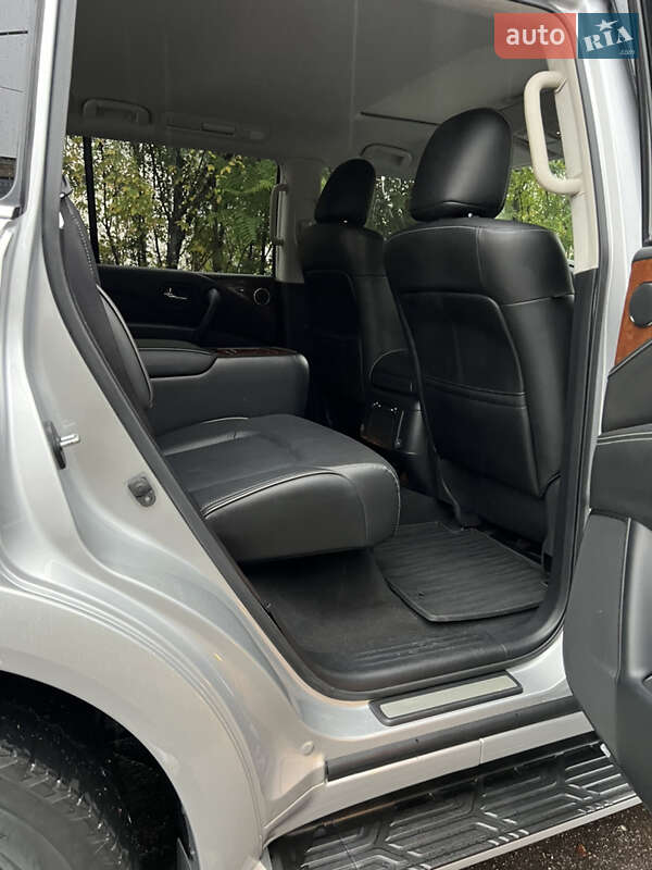 Позашляховик / Кросовер Infiniti QX80 2018 в Дніпрі