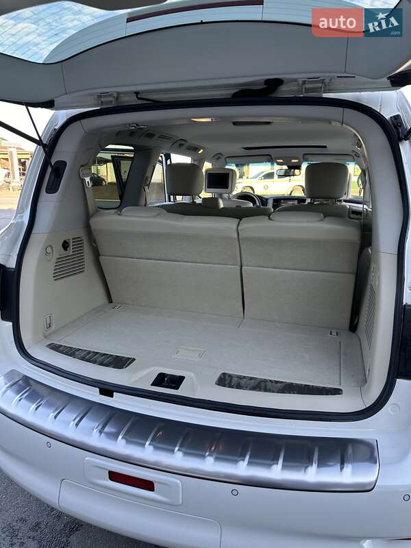 Позашляховик / Кросовер Infiniti QX80 2015 в Києві