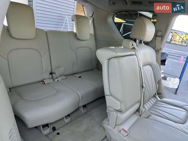 Позашляховик / Кросовер Infiniti QX80 2015 в Києві