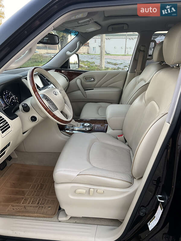 Внедорожник / Кроссовер Infiniti QX80 2016 в Ровно