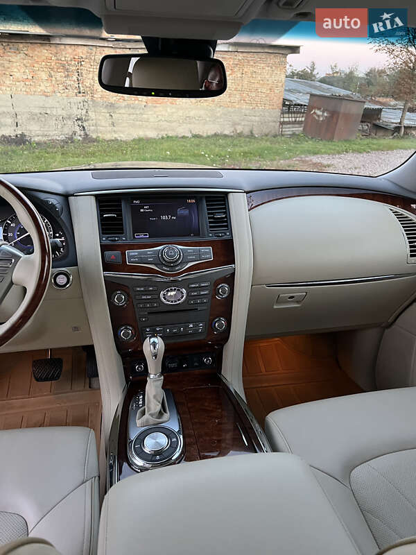 Внедорожник / Кроссовер Infiniti QX80 2016 в Ровно