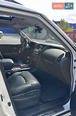 Внедорожник / Кроссовер Infiniti QX80 2016 в 