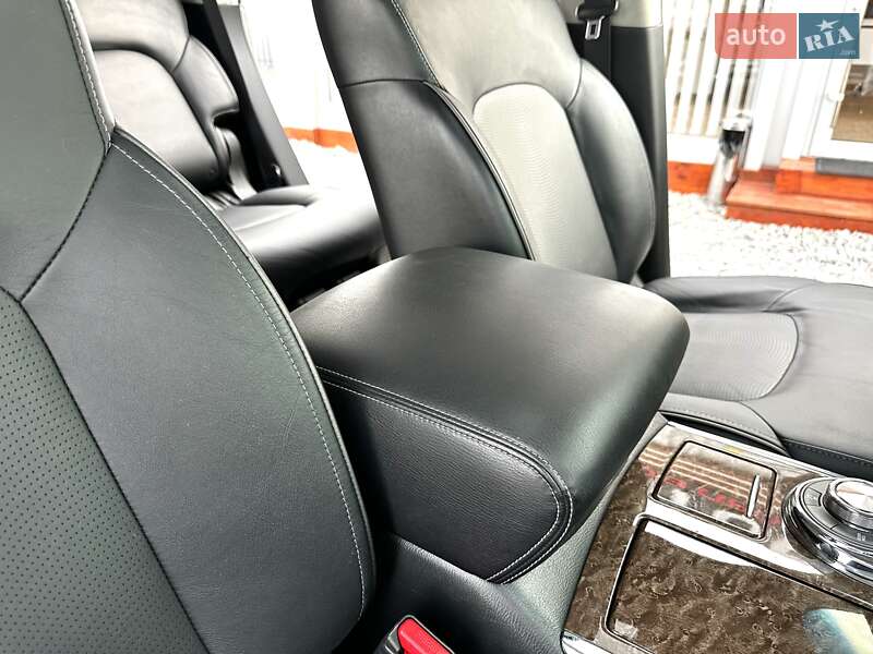 Внедорожник / Кроссовер Infiniti QX80 2015 в Киеве