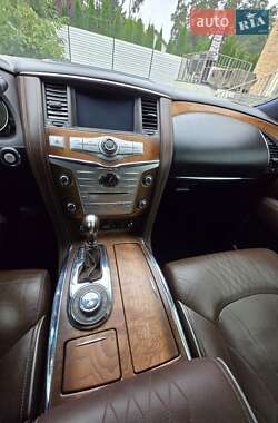 Внедорожник / Кроссовер Infiniti QX80 2015 в 