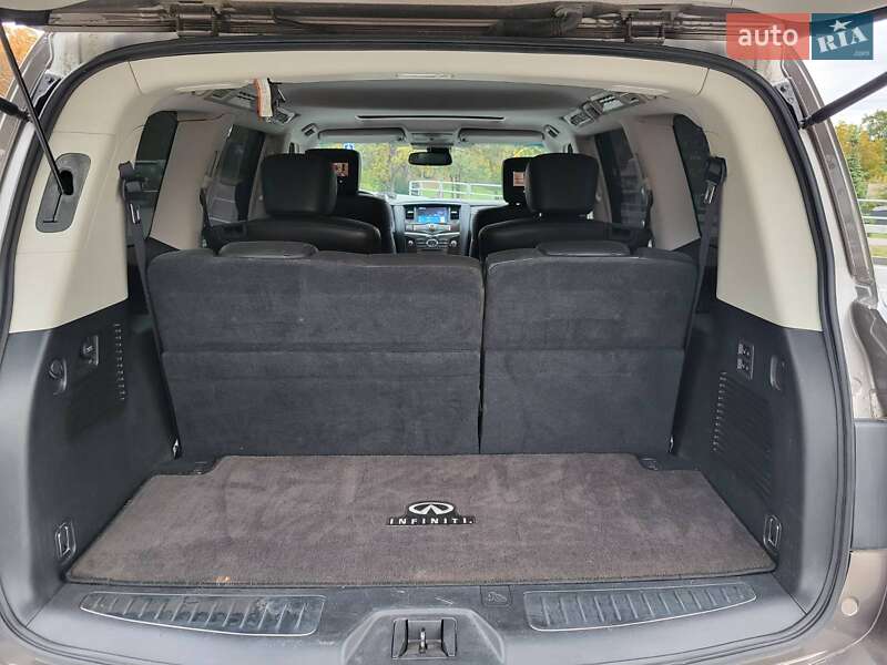 Позашляховик / Кросовер Infiniti QX80 2016 в Чернігові