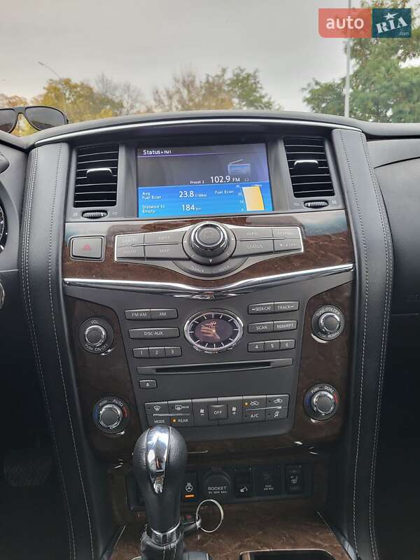 Позашляховик / Кросовер Infiniti QX80 2016 в Чернігові