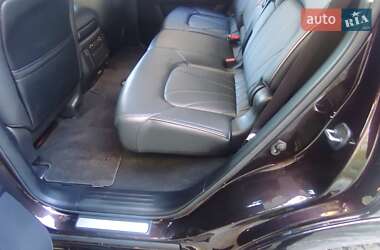 Внедорожник / Кроссовер Infiniti QX80 2013 в 