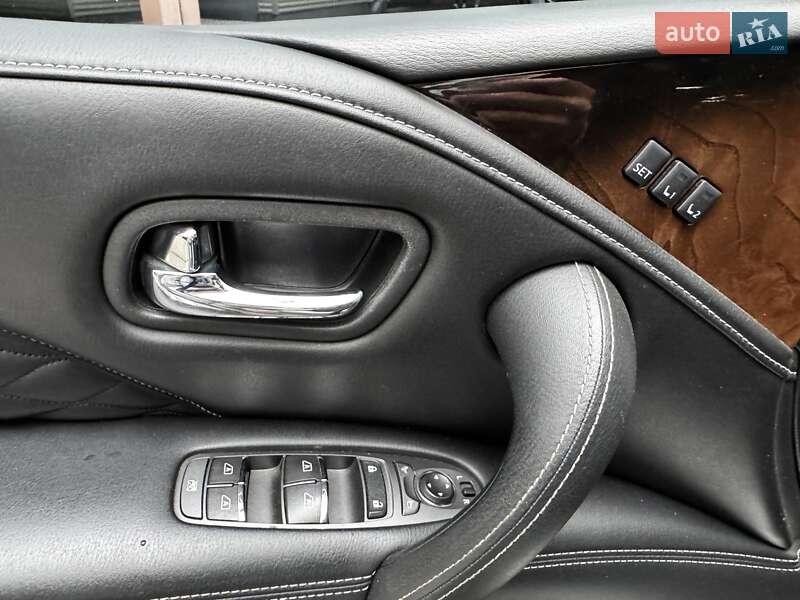 Позашляховик / Кросовер Infiniti QX80 2019 в Києві