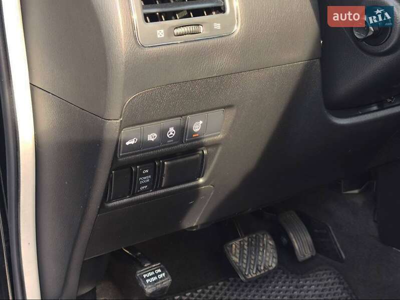 Внедорожник / Кроссовер Infiniti QX80 2018 в Киеве