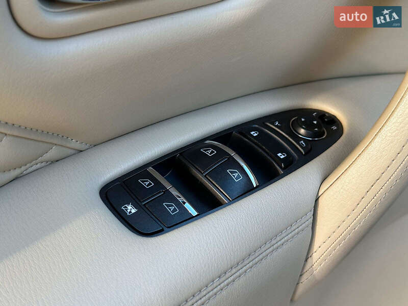 Внедорожник / Кроссовер Infiniti QX80 2018 в Одессе фото 12 Внедорожник / Кроссовер Infiniti QX80 2018 в Одессе