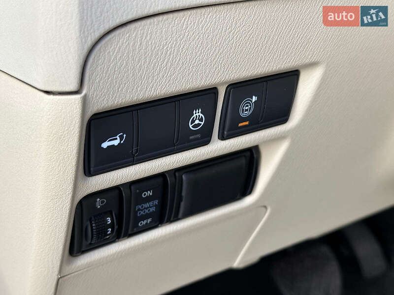 Внедорожник / Кроссовер Infiniti QX80 2018 в Одессе фото 17 Внедорожник / Кроссовер Infiniti QX80 2018 в Одессе