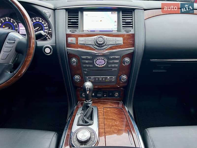 Внедорожник / Кроссовер Infiniti QX80 2017 в Киеве