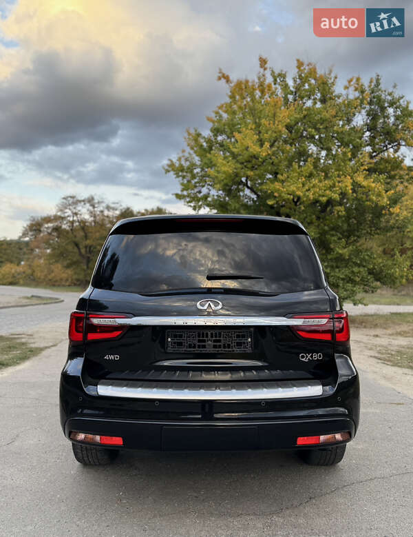 Внедорожник / Кроссовер Infiniti QX80 2022 в Днепре