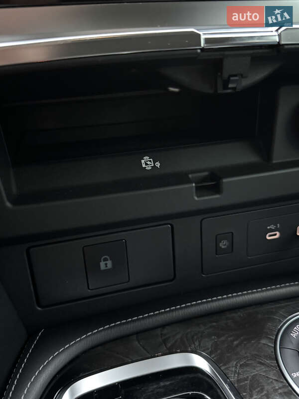 Внедорожник / Кроссовер Infiniti QX80 2022 в Днепре