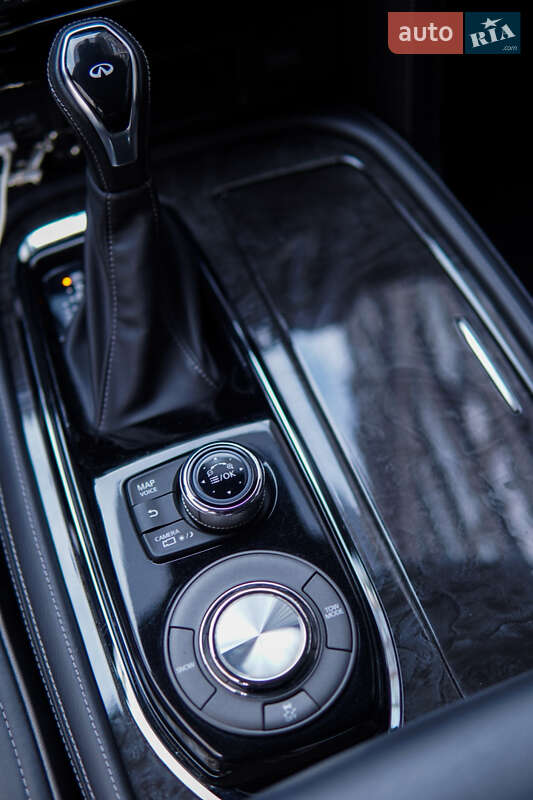 Внедорожник / Кроссовер Infiniti QX80 2019 в Хмельницком