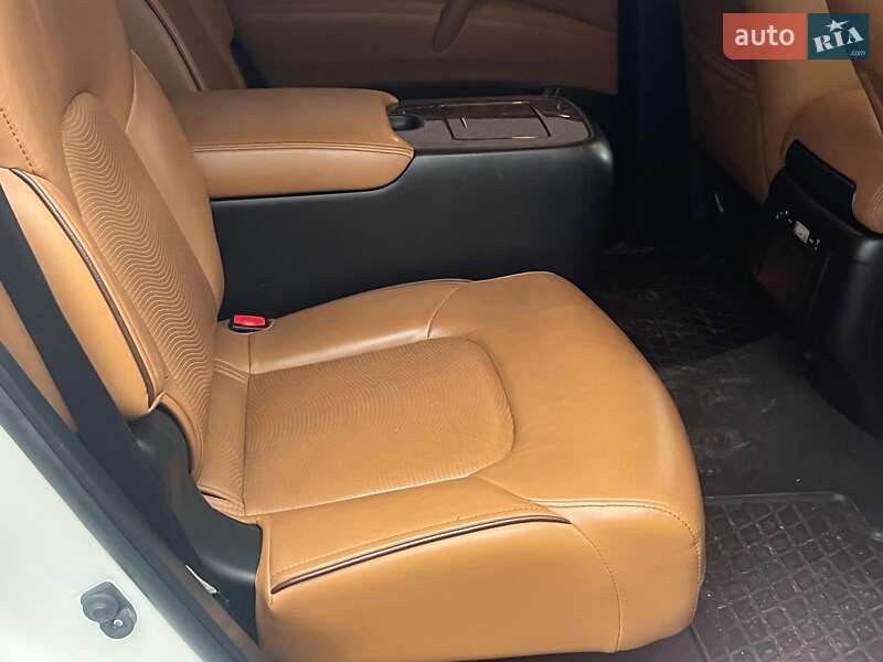 Внедорожник / Кроссовер Infiniti QX80 2017 в Киеве